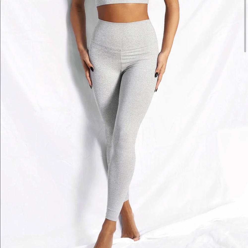 All things Golden gray leggings